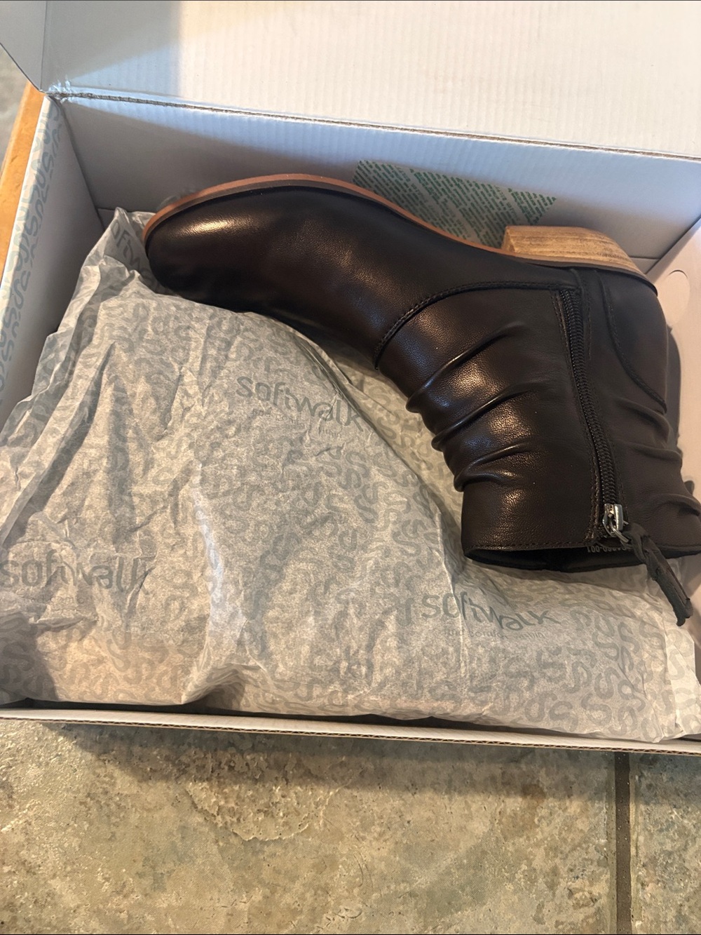 Softwalk Rochelle ankle boot NIB - Picture 8 of 9